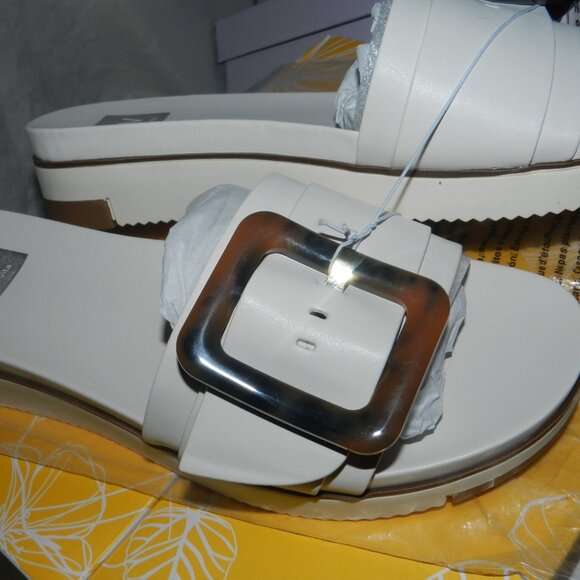 DV DOLCE VITA WOMEN'S CASTOR TORTOISE SHELL BUCKLE SANDALS IVORY🆕FAST😮‍💨⚡🚚 - Picture 13 of 15